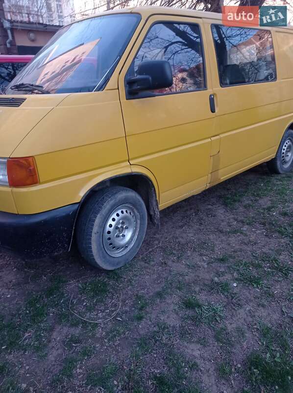 Минивэн Volkswagen Transporter 1998 в Новоднестровске