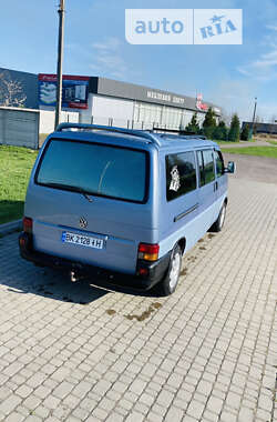 Минивэн Volkswagen Transporter 2000 в Костополе