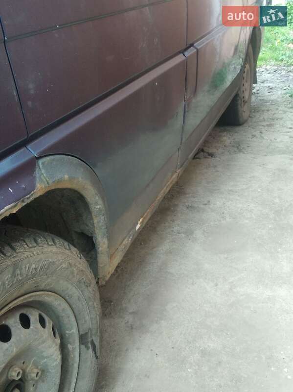 Минивэн Volkswagen Transporter 1996 в Калуше