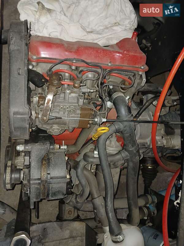Минивэн Volkswagen Transporter 1985 в Киеве