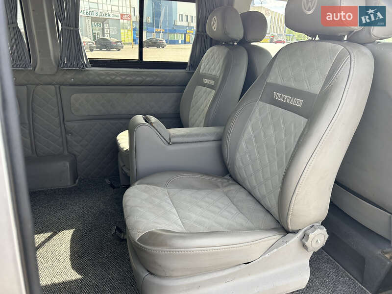 Минивэн Volkswagen Transporter 2011 в Харькове