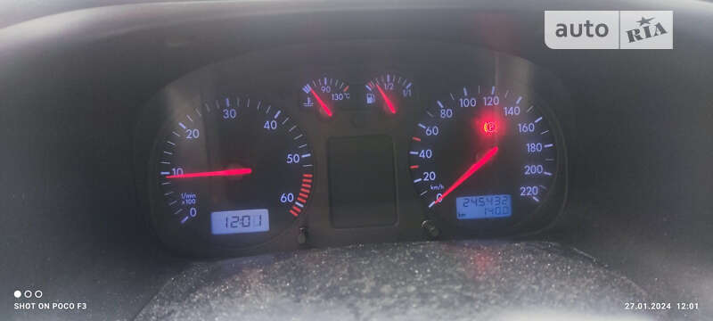 Минивэн Volkswagen Transporter 1999 в Киеве