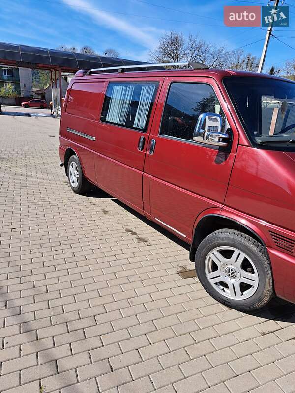 Минивэн Volkswagen Transporter 2002 в Хусте