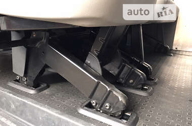 Минивэн Volkswagen Transporter 2012 в 
