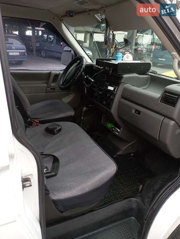Мінівен Volkswagen Transporter 1997 в Виноградові
