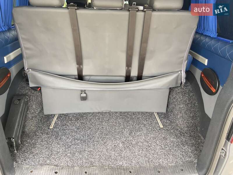 Минивэн Volkswagen Transporter 2009 в Гайсине