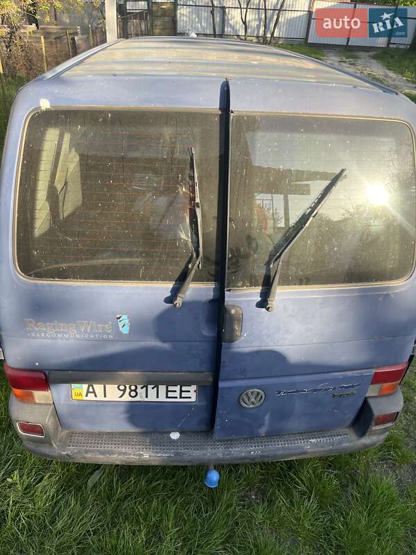 Мінівен Volkswagen Transporter 1999 в Бучі