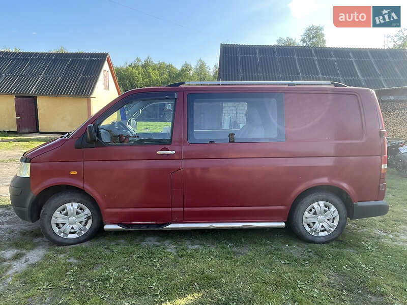 Минивэн Volkswagen Transporter 2004 в Ратным