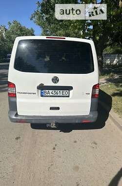 Вантажопасажирський фургон Volkswagen Transporter 2011 в Миколаєві