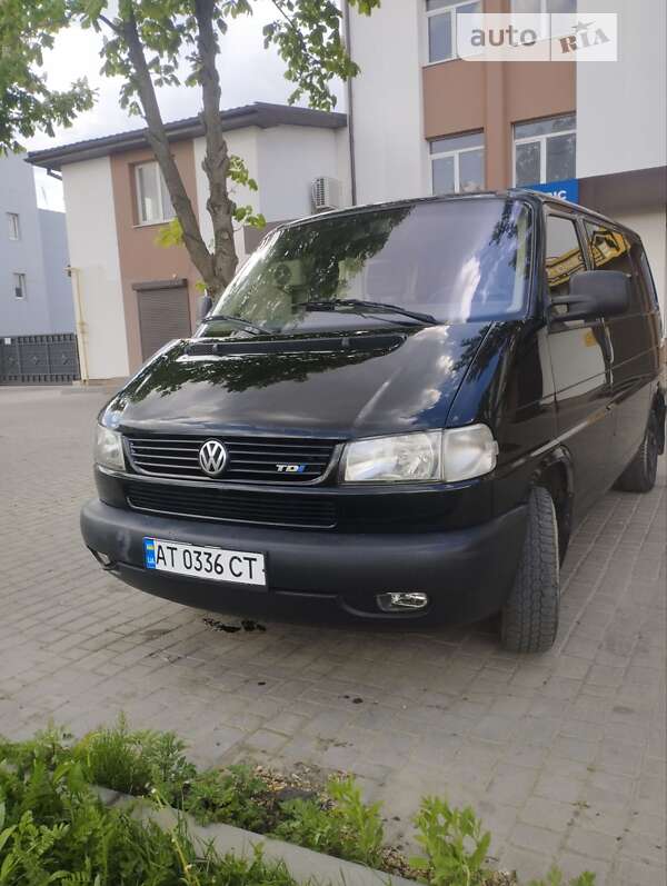 Минивэн Volkswagen Transporter 2003 в Ивано-Франковске