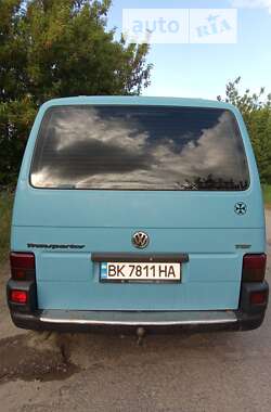 Минивэн Volkswagen Transporter 2001 в Ровно