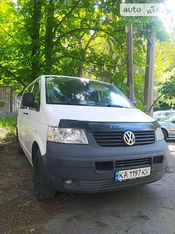 Минивэн Volkswagen Transporter 2007 в Киеве