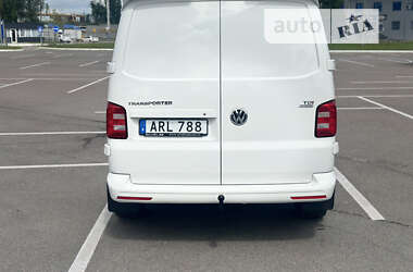 Минивэн Volkswagen Transporter 2015 в Житомире