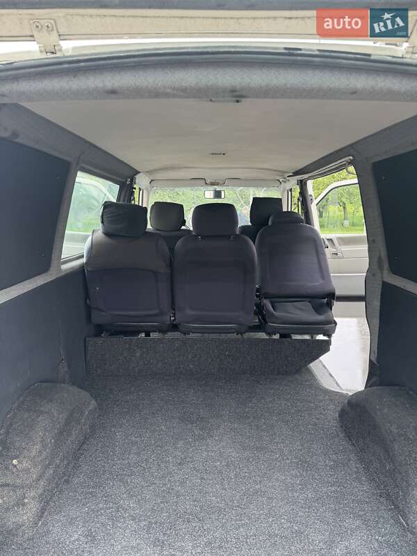 Минивэн Volkswagen Transporter 2003 в Киеве