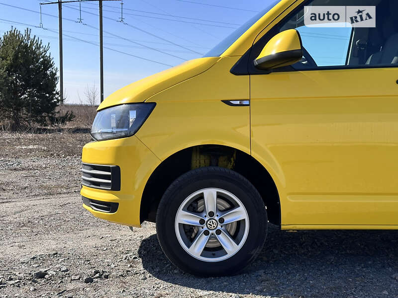 Мінівен Volkswagen Transporter 2017 в Києві