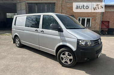 Минивэн Volkswagen Transporter 2010 в Нововолынске