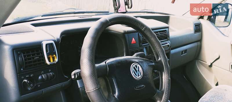 Минивэн Volkswagen Transporter 2000 в Черкассах