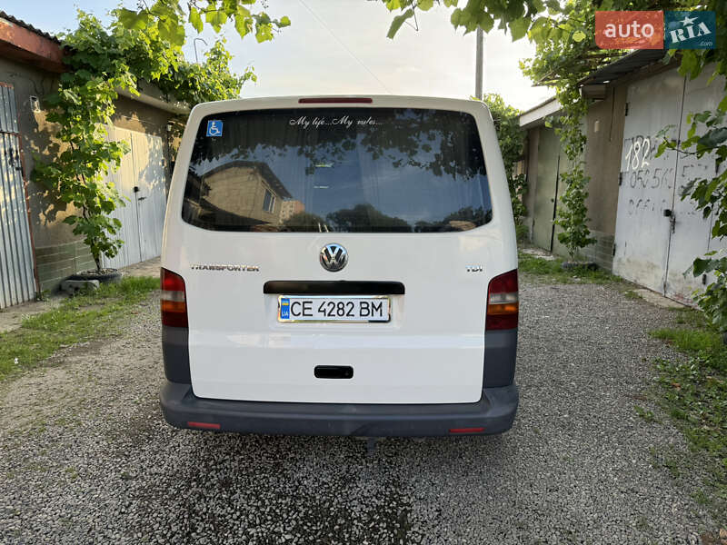 Минивэн Volkswagen Transporter 2005 в Черновцах