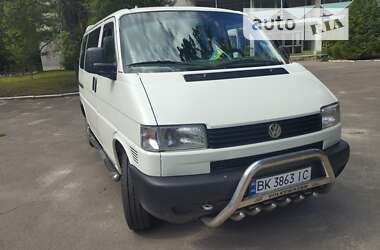 Мінівен Volkswagen Transporter 2000 в Рівному