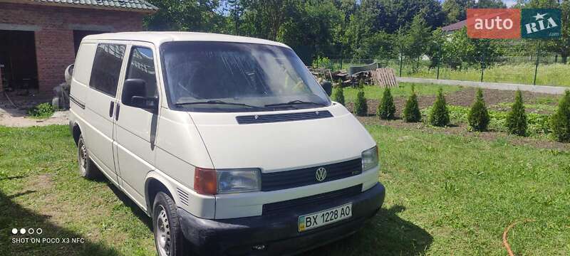 Минивэн Volkswagen Transporter 2002 в Дунаевцах