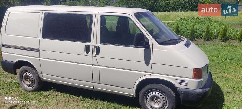Минивэн Volkswagen Transporter 2002 в Дунаевцах