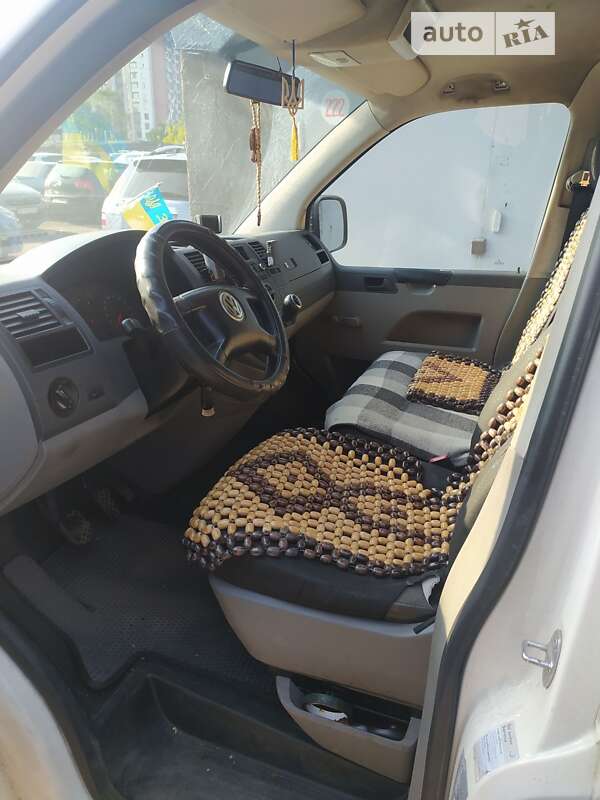 Мінівен Volkswagen Transporter 2005 в Києві