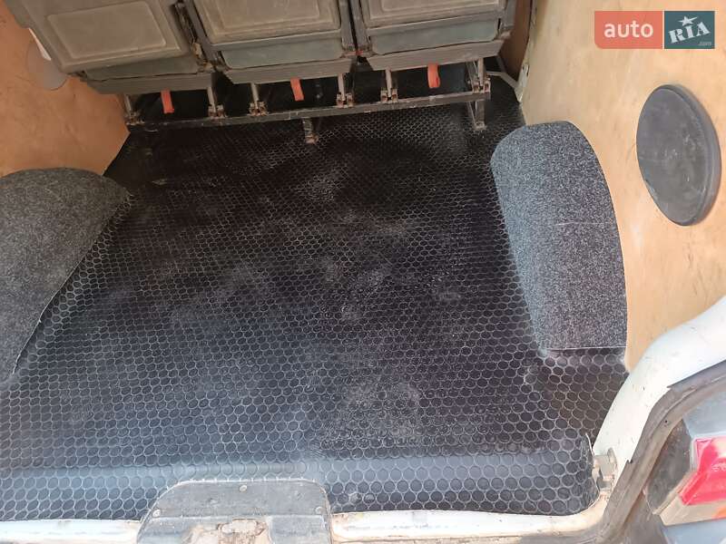 Мінівен Volkswagen Transporter 2000 в Самборі