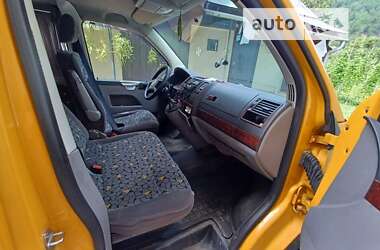 Мінівен Volkswagen Transporter 2006 в Тячеві