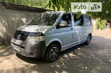 Вантажопасажирський фургон Volkswagen Transporter 2009 в Києві