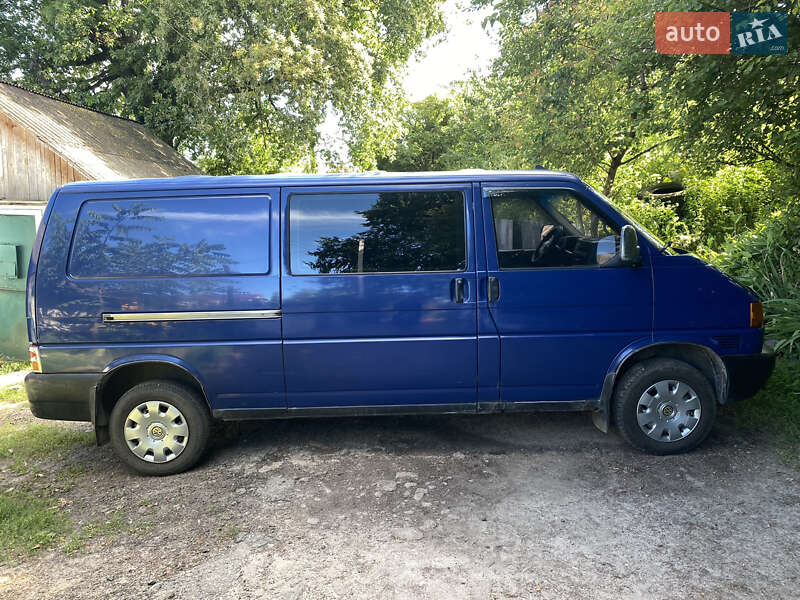 Минивэн Volkswagen Transporter 1996 в Чернигове