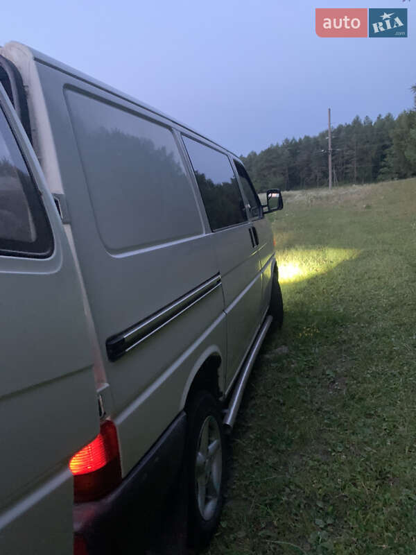 Минивэн Volkswagen Transporter 1999 в Бучаче