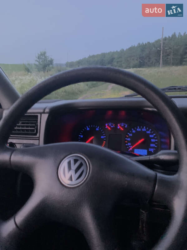 Минивэн Volkswagen Transporter 1999 в Бучаче