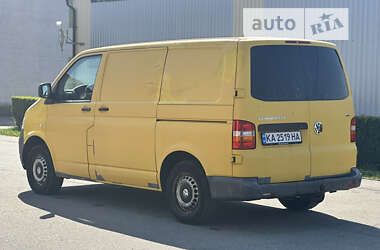 Вантажний фургон Volkswagen Transporter 2009 в Брошневі-Облозі