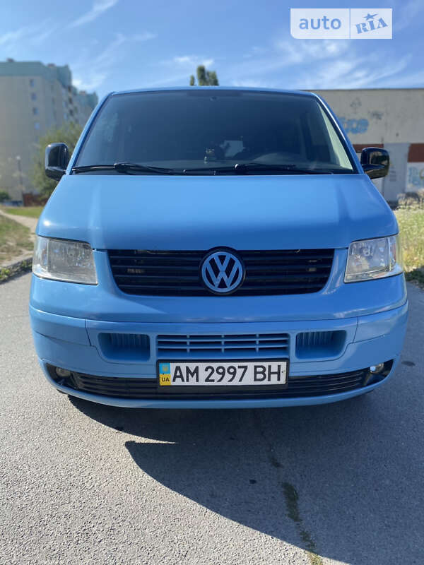 Минивэн Volkswagen Transporter 2008 в Звягеле