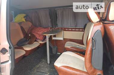 Минивэн Volkswagen Transporter 2004 в 