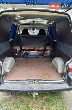 Мінівен Volkswagen Transporter 2000 в 