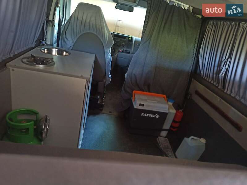 Минивэн Volkswagen Transporter 2006 в Калуше