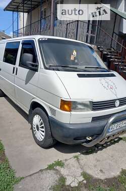 Мінівен Volkswagen Transporter 2002 в Ужгороді