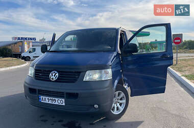 Минивэн Volkswagen Transporter 2009 в 
