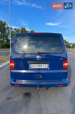 Минивэн Volkswagen Transporter 2009 в 