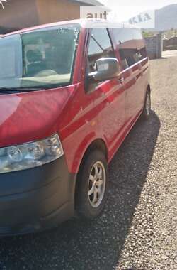 Грузовой фургон Volkswagen Transporter 2004 в Виноградове