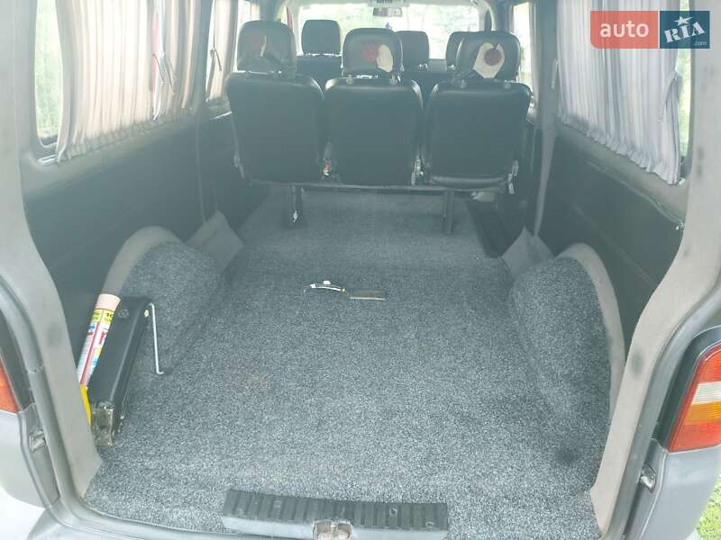 Минивэн Volkswagen Transporter 2005 в Долине