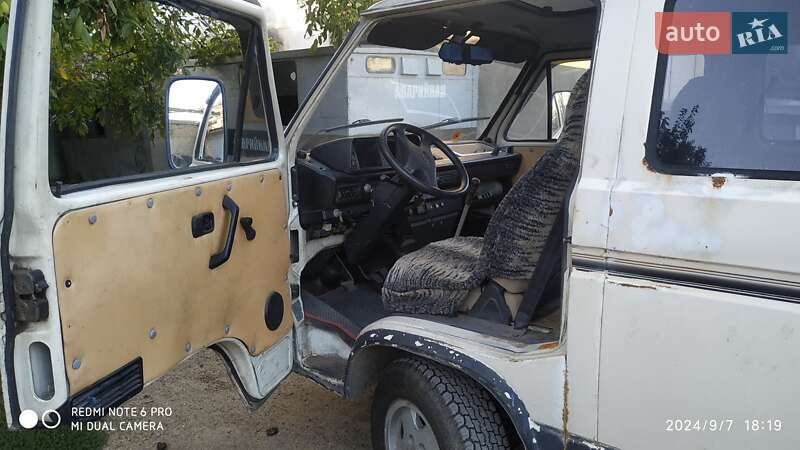 Минивэн Volkswagen Transporter 1986 в Одессе