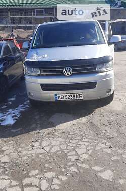 Мінівен Volkswagen Transporter 2015 в Нововолинську