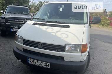 Грузовой фургон Volkswagen Transporter 2002 в Славянске