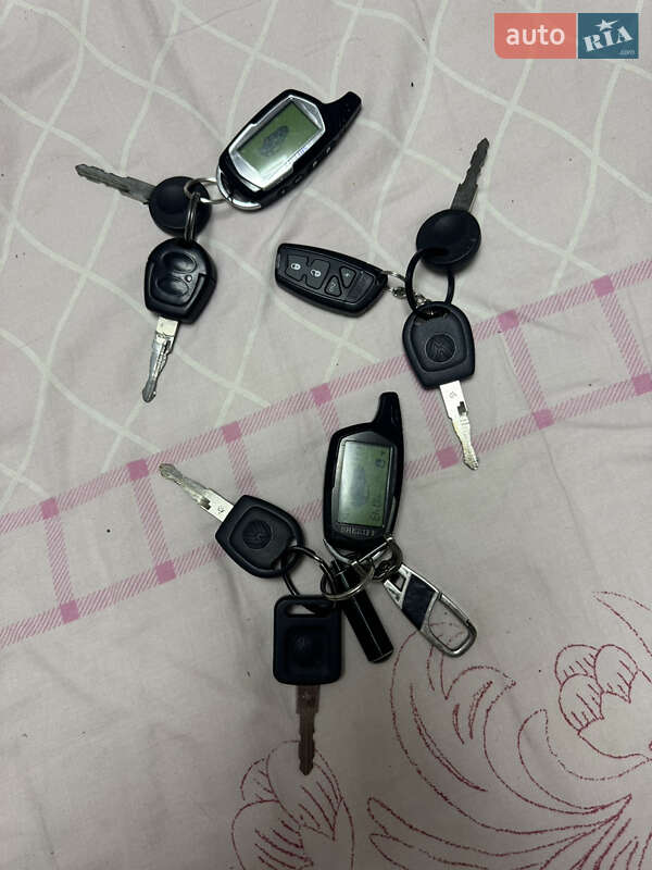 Минивэн Volkswagen Transporter 1999 в Киеве фото 10 Минивэн Volkswagen Transporter 1999 в Киеве