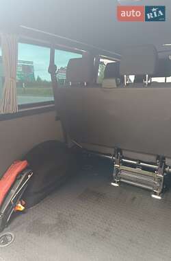 Минивэн Volkswagen Transporter 2016 в 