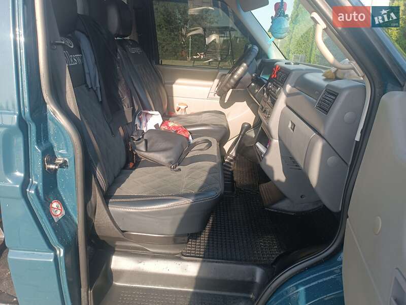 Мінівен Volkswagen Transporter 2002 в Старому Самборі