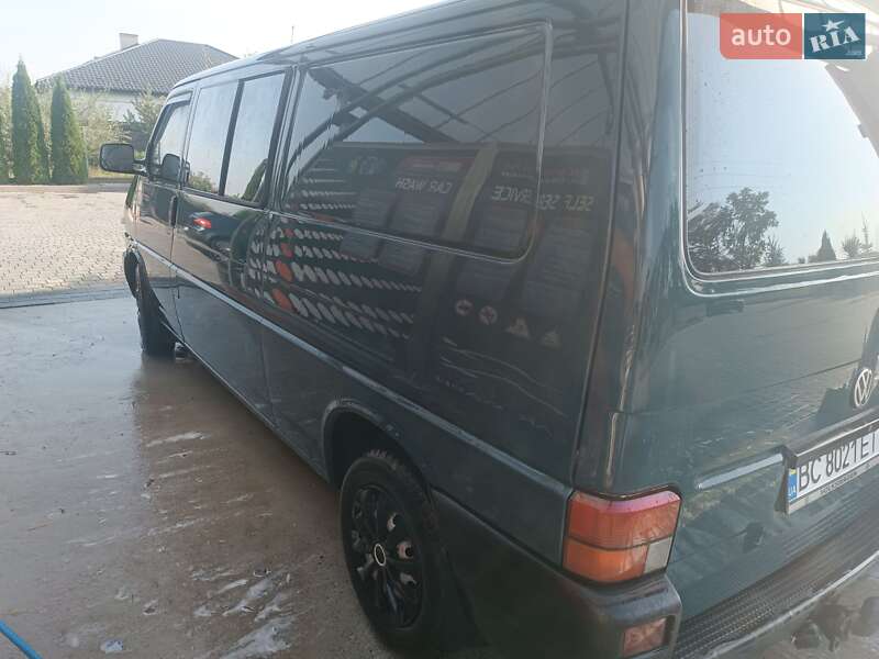 Мінівен Volkswagen Transporter 2002 в Старому Самборі