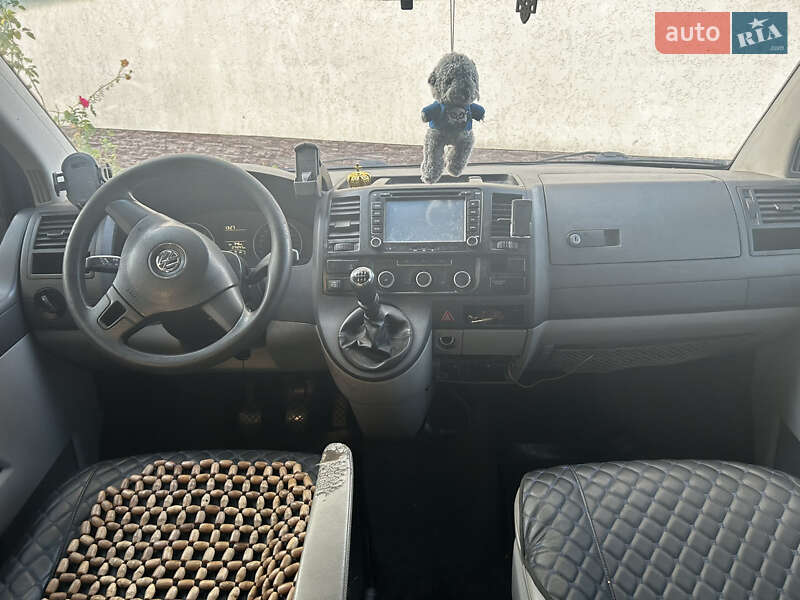 Мінівен Volkswagen Transporter 2010 в Києві